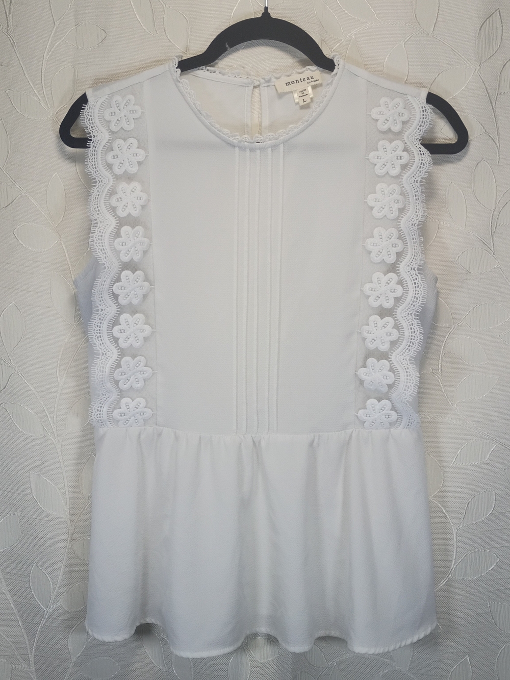 Monteau Los Angeles White Lace Peplum Blouse Size L